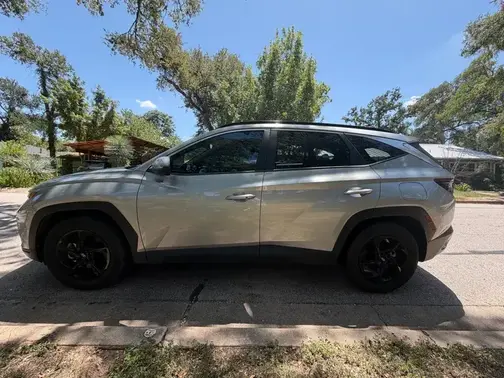 Silver 2022 Hyundai TUCSON SEL