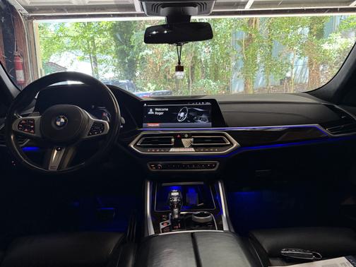 2023 BMW X6 xDrive40i
