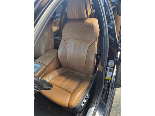 Blue 2016 BMW 750 i xDrive