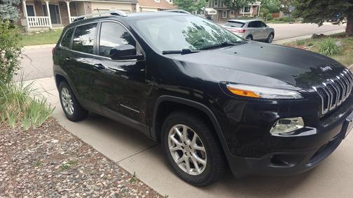Black 2014 Jeep Cherokee Latitude