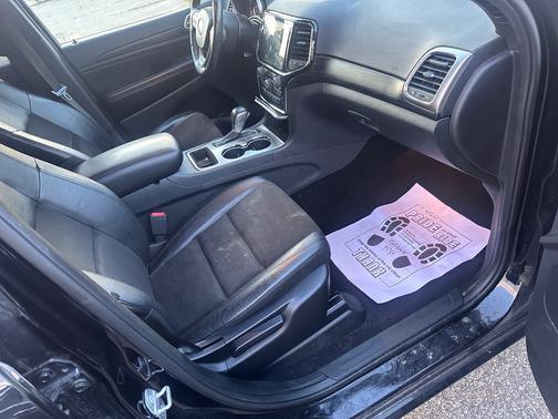 2019 Jeep Grand Cherokee Altitude