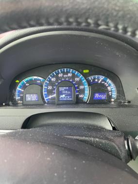 Red 2012 Toyota Camry Hybrid XLE