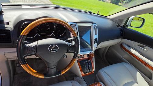 Silver 2005 Lexus RX 330 Base