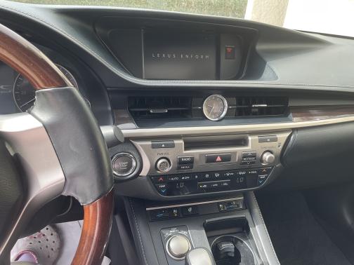 2017 Lexus ES 350 Base