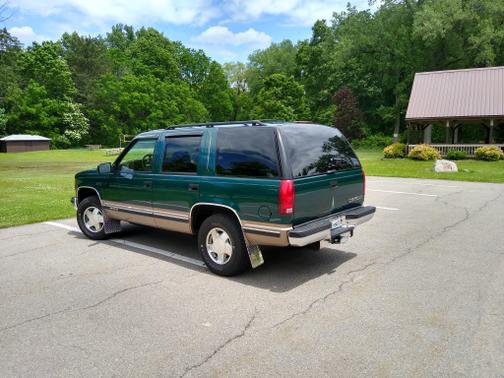 1996 Chevrolet Tahoe Base