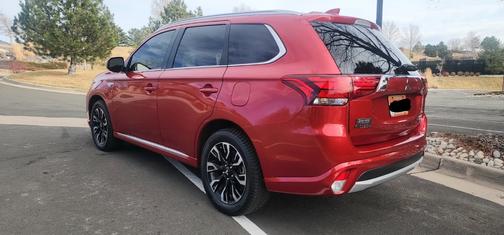 2018 Mitsubishi Outlander PHEV GT