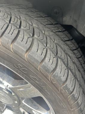 2007 Cadillac Escalade Base