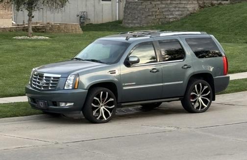 2008 Cadillac Escalade Base