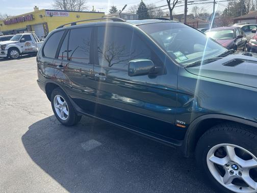 2002 BMW X5 3.0i