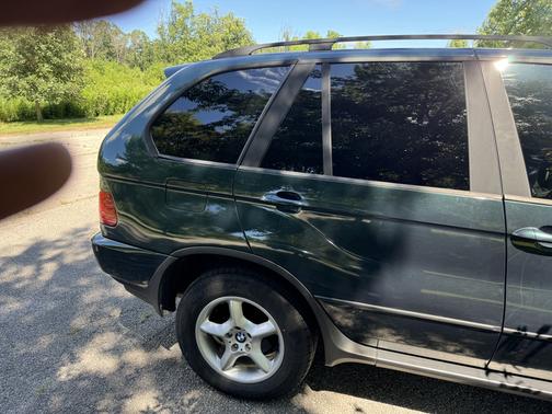 2002 BMW X5 3.0i