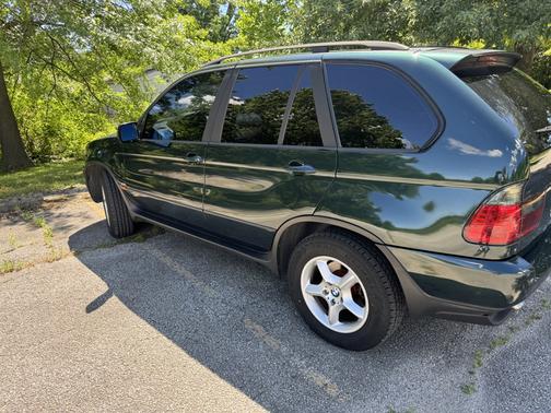 2002 BMW X5 3.0i