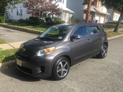 2009 Scion xD Base