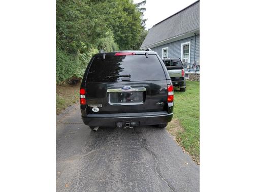 Black 2010 Ford Explorer Limited