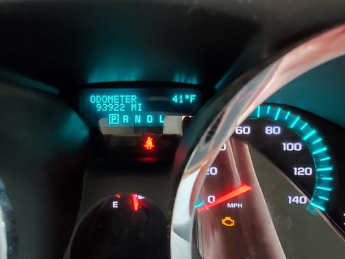Photo 5 of 27 of 2012 Chevrolet Traverse LT