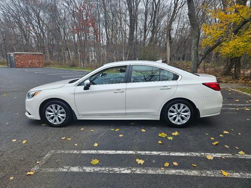 2017 Subaru Legacy 2.5i Premium
