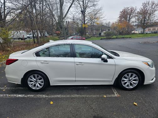 2017 Subaru Legacy 2.5i Premium