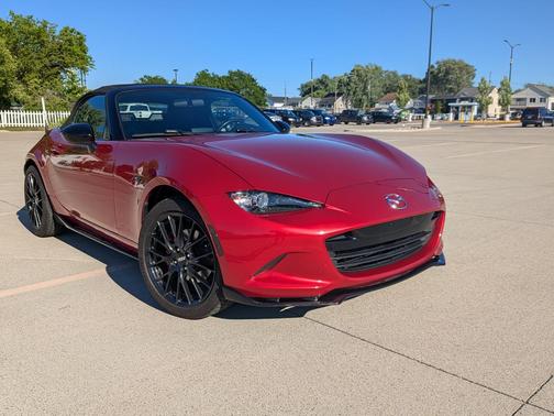 Red 2016 Mazda MX-5 Miata Club