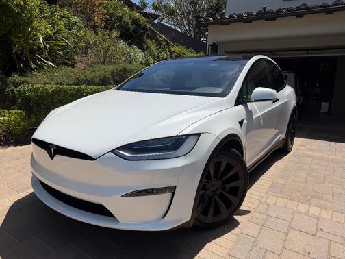 White 2022 Tesla Model X Long Range