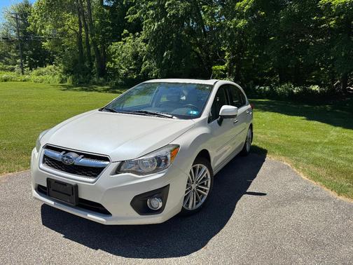 White 2013 Subaru Impreza 2.0i Limited