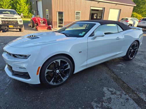 White 2024 Chevrolet Camaro 2SS