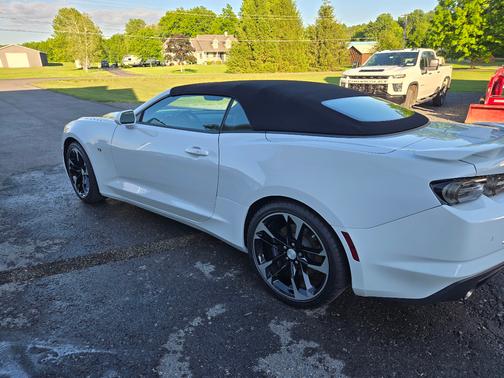 White 2024 Chevrolet Camaro 2SS