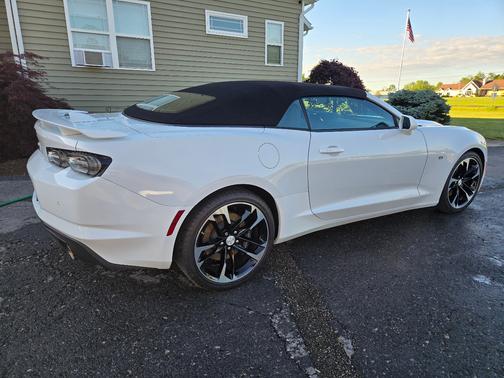 White 2024 Chevrolet Camaro 2SS