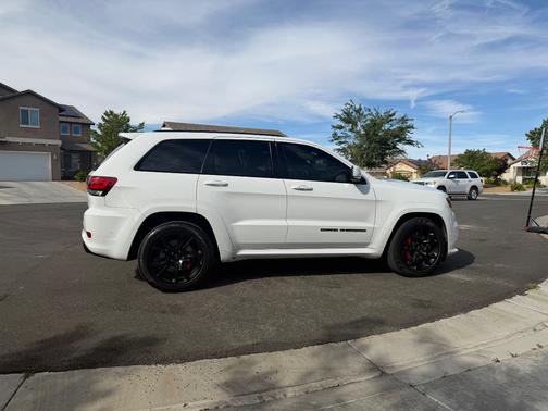 2017 Jeep Grand Cherokee SRT