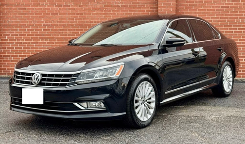 Black 2017 Volkswagen Passat 1.8T SE