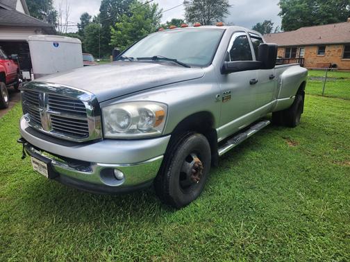 2008 Dodge Ram 3500 SLT Quad Cab DRW