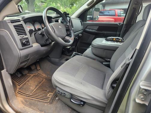2008 Dodge Ram 3500 SLT Quad Cab DRW