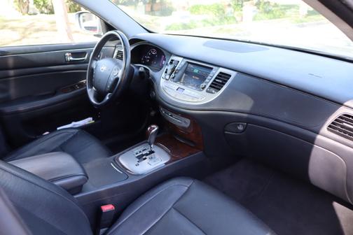 2011 Hyundai Genesis 3.8