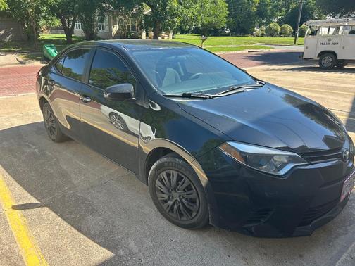 Black 2015 Toyota Corolla L