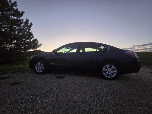 2011 Nissan Altima Hybrid Base