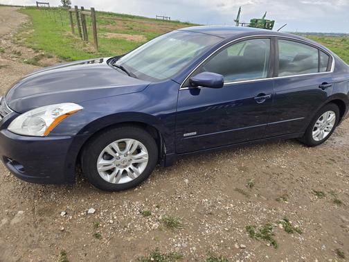 2011 Nissan Altima Hybrid Base