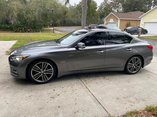 2016 INFINITI Q50 Hybrid Base