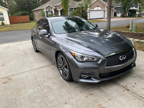 2016 INFINITI Q50 Hybrid Base