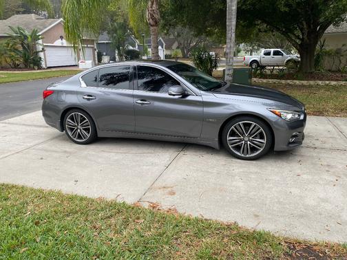 2016 INFINITI Q50 Hybrid Base
