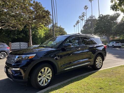 Photo 1 of 16 of 2020 Ford Explorer Limited