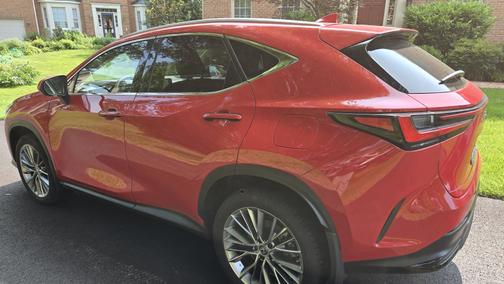 2022 Lexus NX 350h Premium