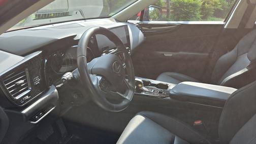2022 Lexus NX 350h Premium