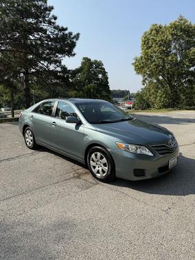 2010 Toyota Camry LE