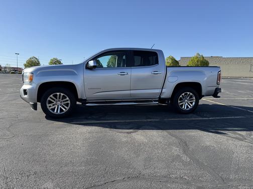 Silver 2018 GMC Canyon SLT