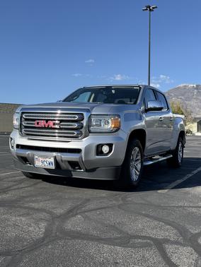 Silver 2018 GMC Canyon SLT
