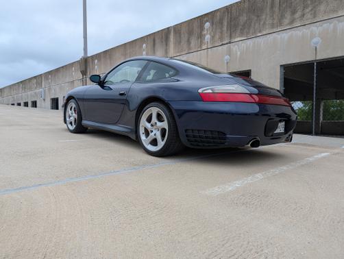 2002 Porsche 911 Carrera 4S