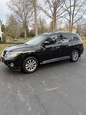2016 Nissan Pathfinder SL