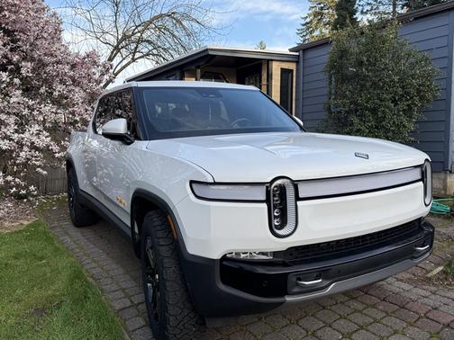 2022 Rivian R1T Adventure Package