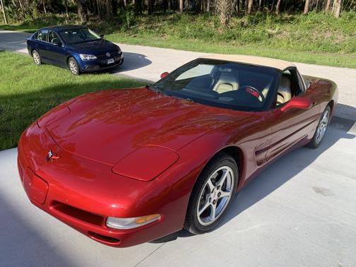 Red 2002 Chevrolet Corvette Base