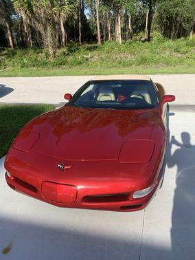 Red 2002 Chevrolet Corvette Base