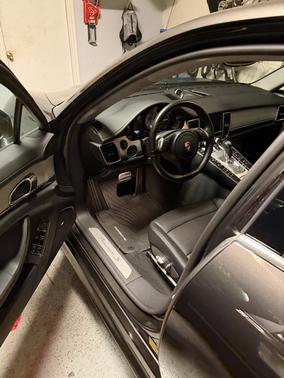 Black 2010 Porsche Panamera Panamera 4S