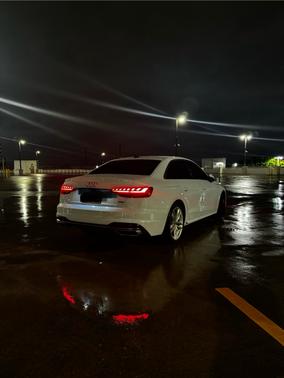 2022 Audi A4 45 S line Premium Plus